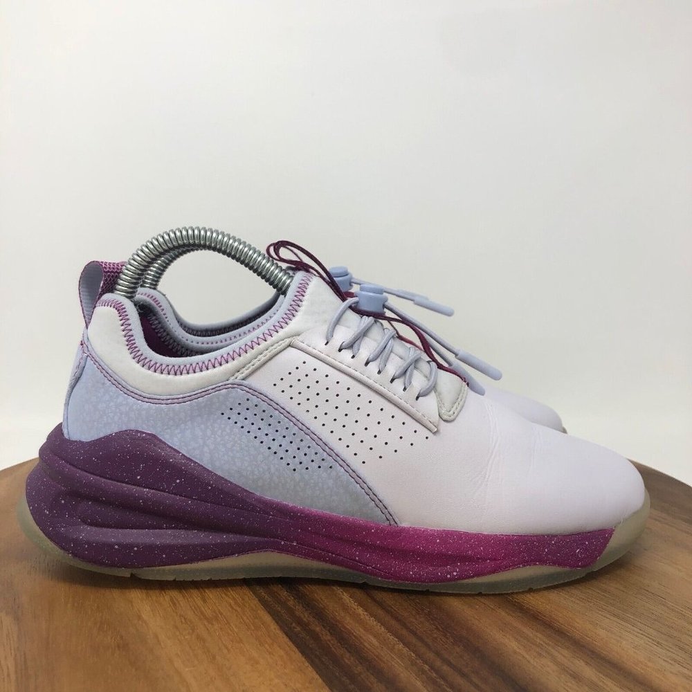 Clove Comfort Nursing Healthcare Shoes Women's Size 7 Plum Amethyst Sneakers
